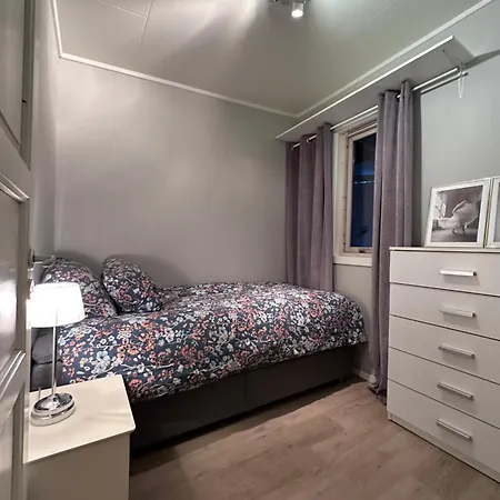 Fin Sentral I Lakselv! Apartment *